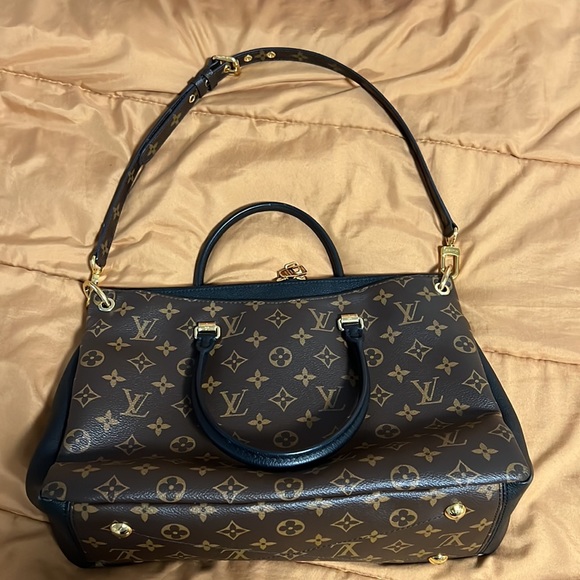 Louis Vuitton Monogram Pallas MM Handbag - Picture 2 of 16